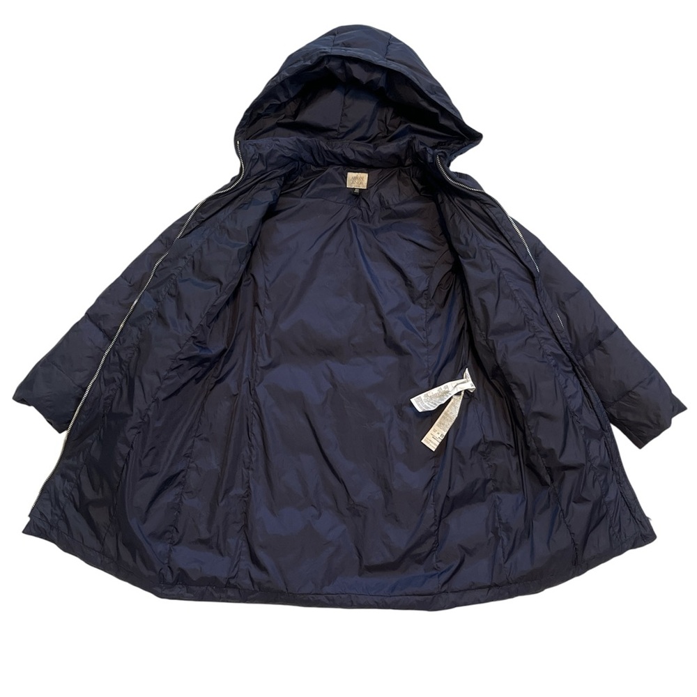 Armani Junior Girls Size 10 Down filled Navy Blue Puffer Coat jacket - Picture 2 of 10